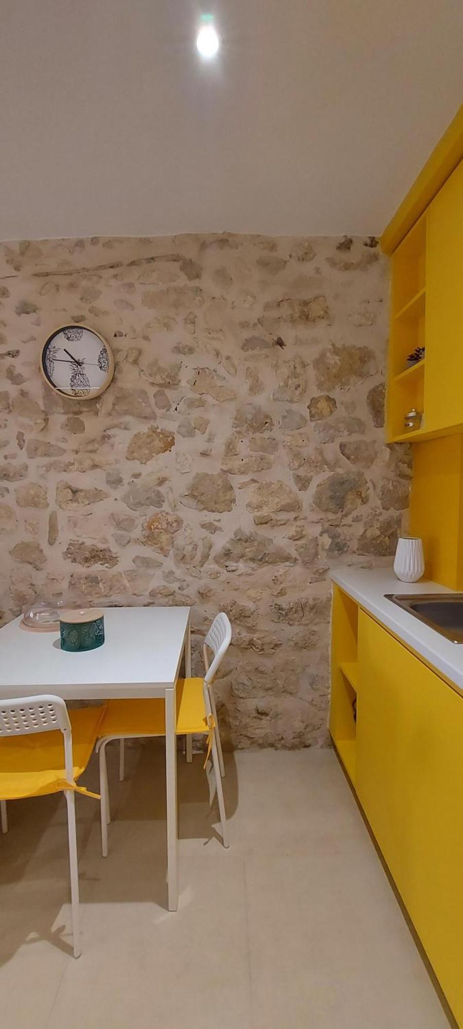Bracket Apartment Iraklio